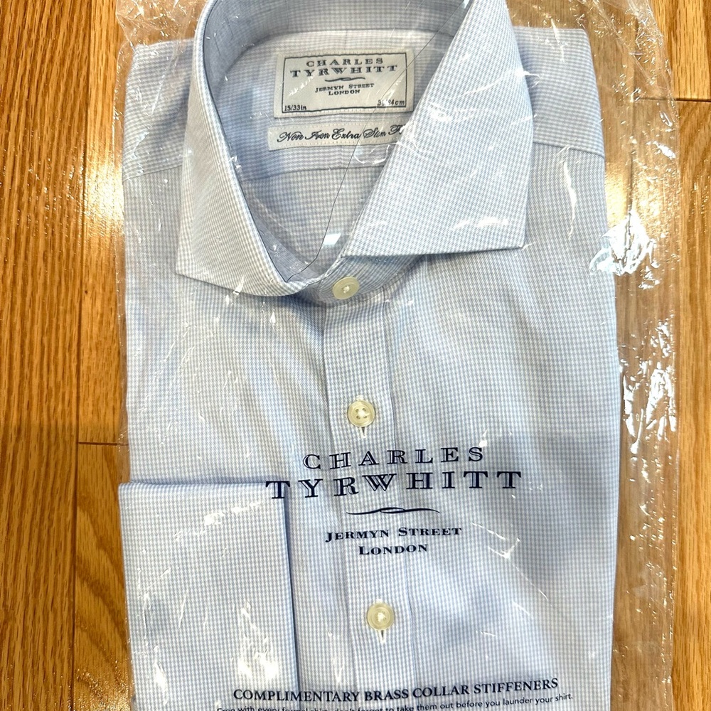 NWT- Charles Tyrwhitt Spread Collar Non Iron Extra Slim Puppytooth SkyBlue Shirt